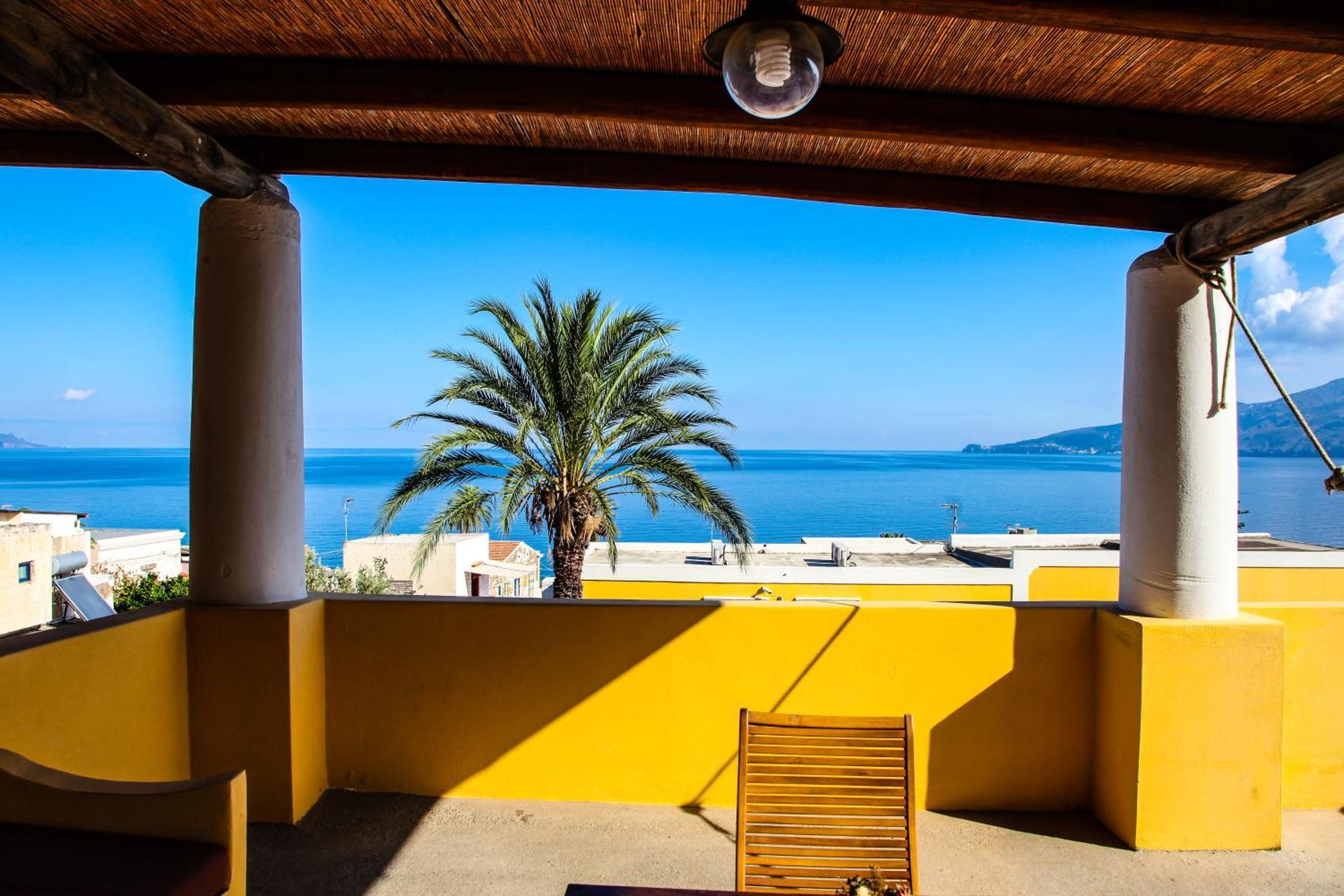 Hotel Arcangelo - Salina Santa Marina Salina Bagian luar foto