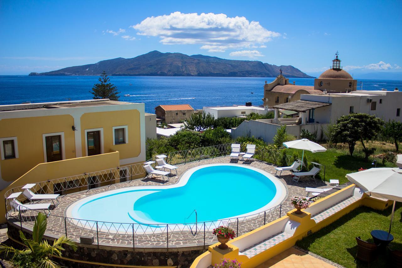 Hotel Arcangelo - Salina Santa Marina Salina Bagian luar foto